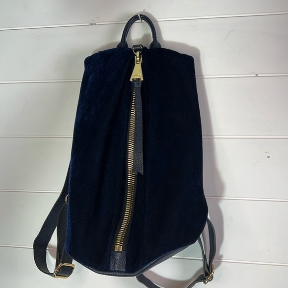 Beautiful navy velvet/leather backpack bag AIMEE KESTENBERG. B18 - Picture 1 of 6